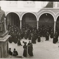 Patio Universidad Martes Santo 1945