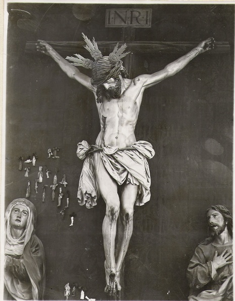 Cristo con corona y potencias.jpg